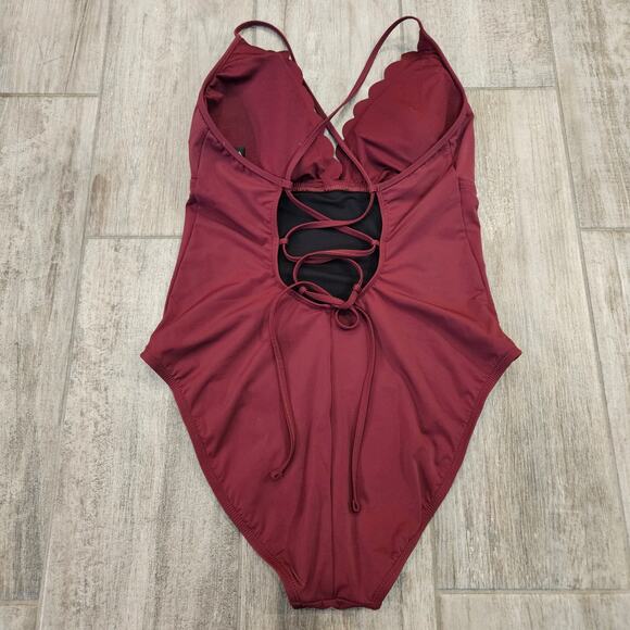 La Blanca Scalloped V-Neck One-Piece Swimsuit Women's Size 10 Maroon Lace-Up - Picture 7 of 13
